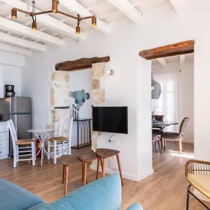  Apartment Anne Apartment, At The Venetian Port Of Rethimno!